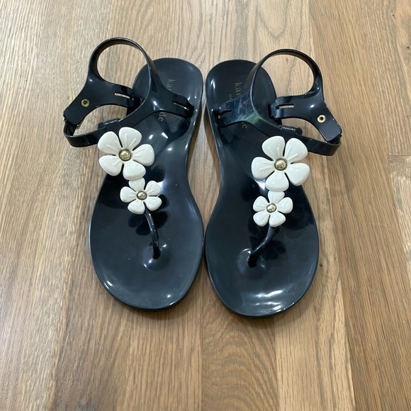 kate spade Shoes - Kate Spade New York Women's Black White Floral Jelly Thong Buckle Sandals